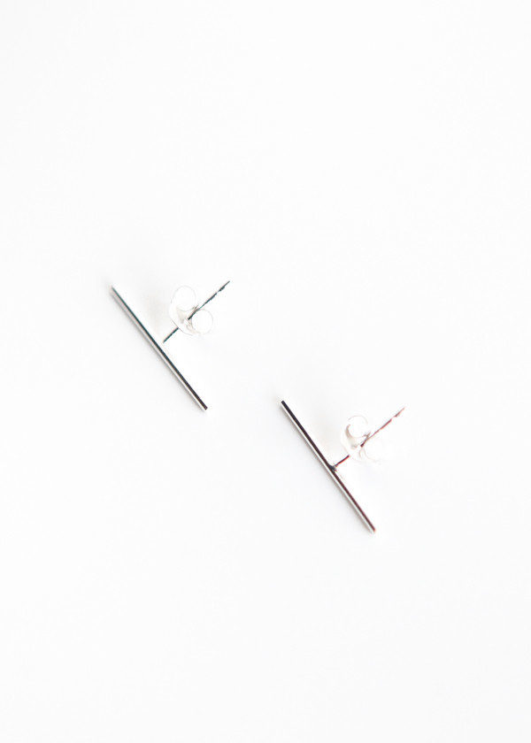 Giant Lion Long Bar Studs Giant Lion Long Bar Studs