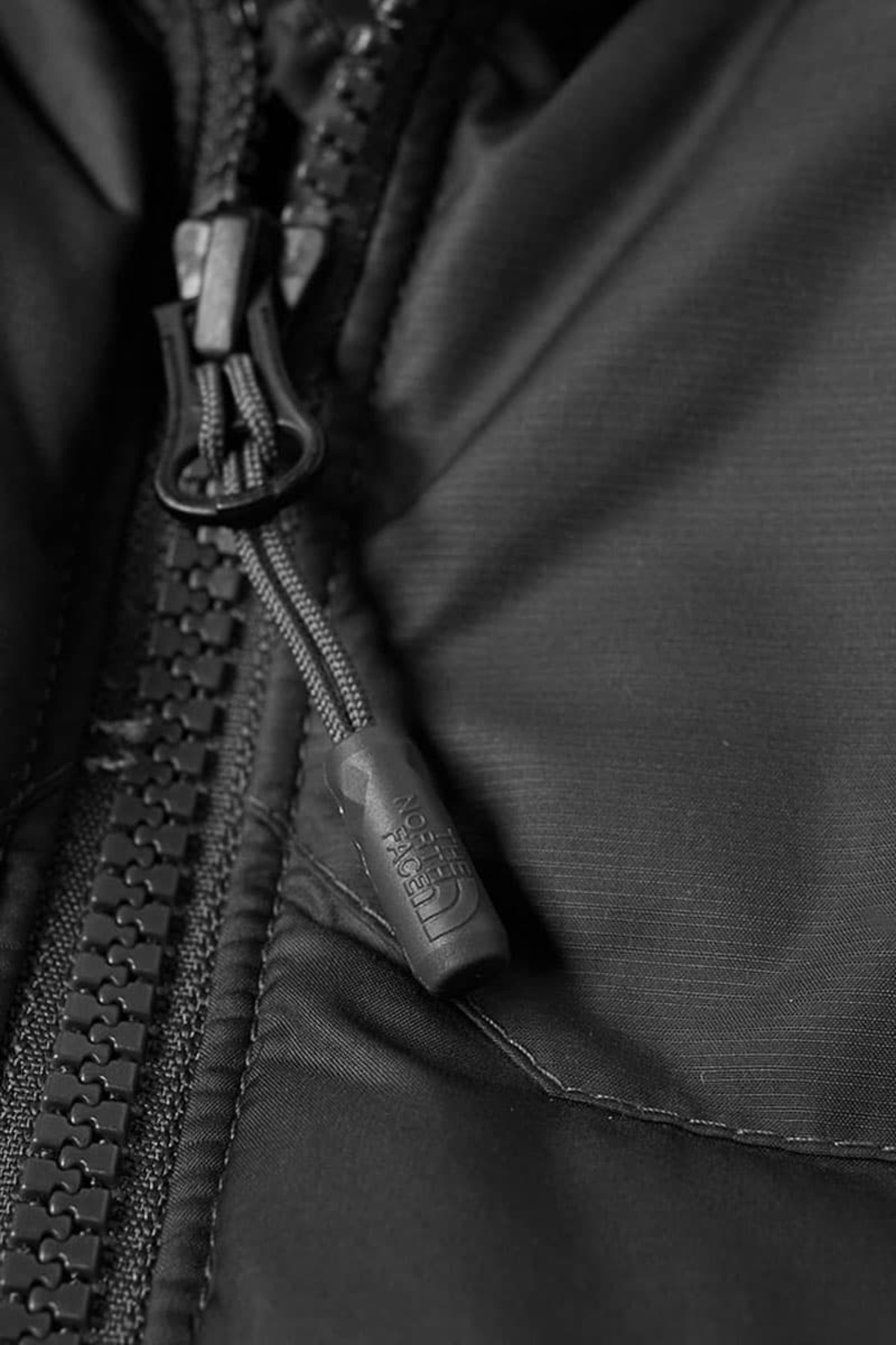 1992 NUPTSE JACKET - ASPHALT GREY 
