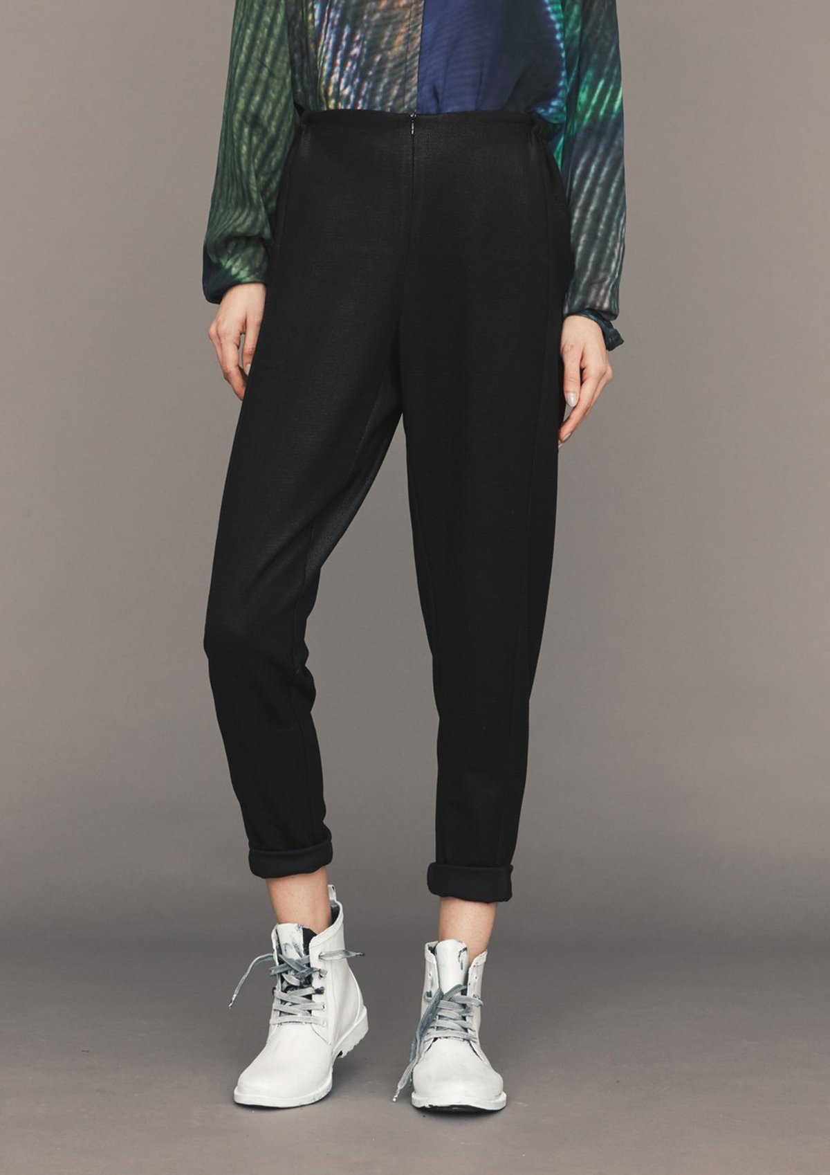 black shiny skinny pants