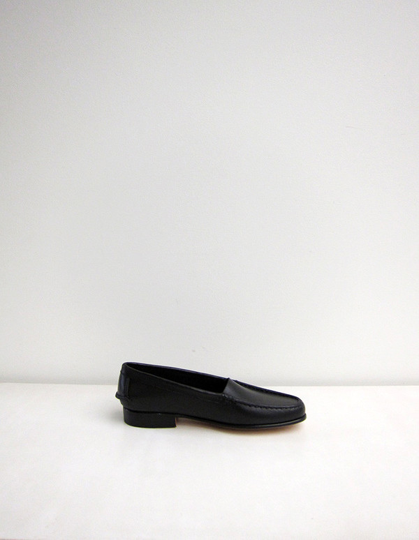 Martiniano Neubau, Black Martiniano Neubau, Black