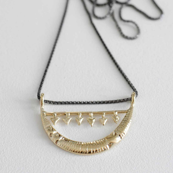 MOON & ARROW NECKLACE MOON & ARROW NECKLACE