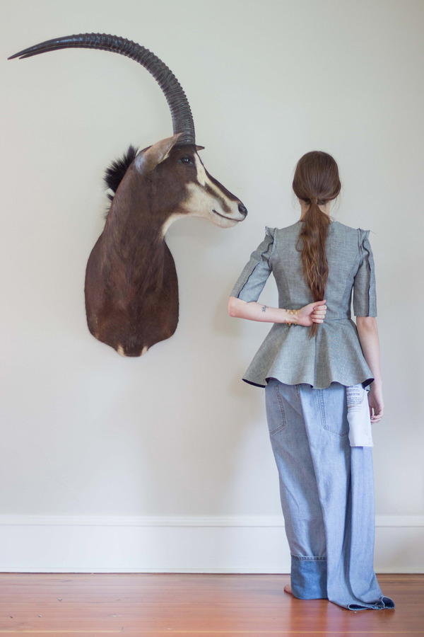 Alexa Stark Short-sleeve Denim Peplum Shirt Alexa Stark Short-sleeve Denim Peplum Shirt
