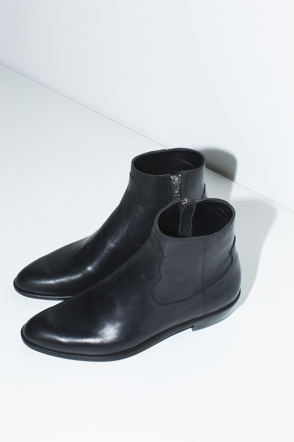 Assembly New York Black Flat Boot Assembly New York Black Flat Boot