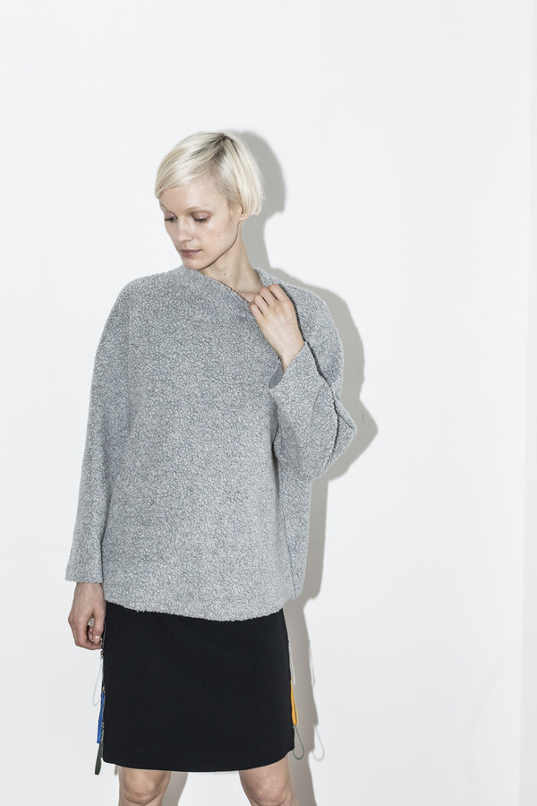C.F. Goldman Grey Oversized Sweater C.F. Goldman Grey Oversized Sweater