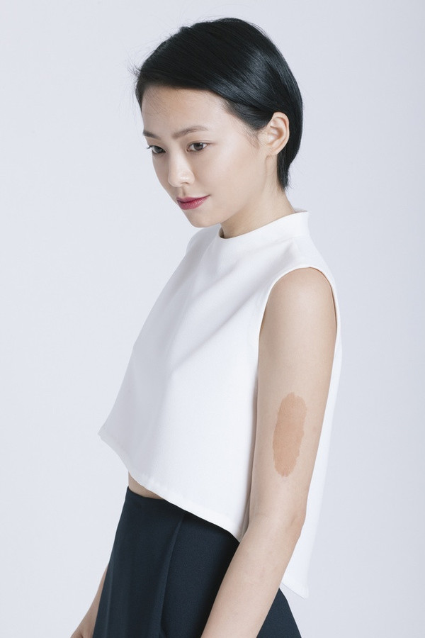 Kaarem White Chime Collar Top Kaarem White Chime Collar Top