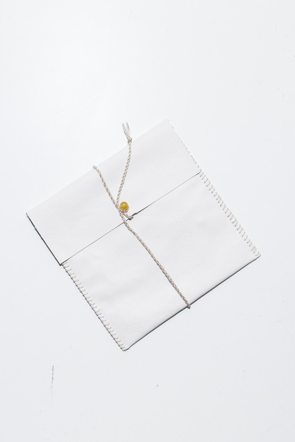 Ora-C Dom White Large Middle Tassel Necklace Ora-C Dom White Large Middle Tassel Necklace