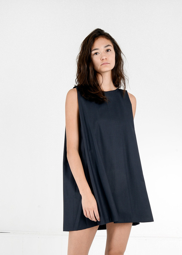 KAAREM Midnight Blue Tyh.d Boatneck Open Back Dress KAAREM Midnight Blue Tyh.d Boatneck Open Back Dress