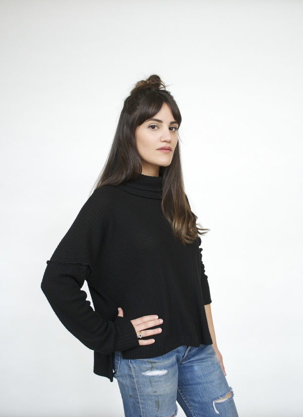 LNA Oversized Turtleneck Sweater LNA Oversized Turtleneck Sweater