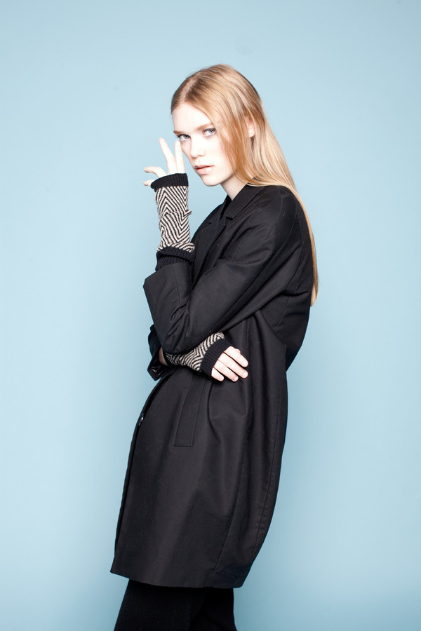 Micaela Greg Zig Zag Fingerless Gloves Micaela Greg Zig Zag Fingerless Gloves