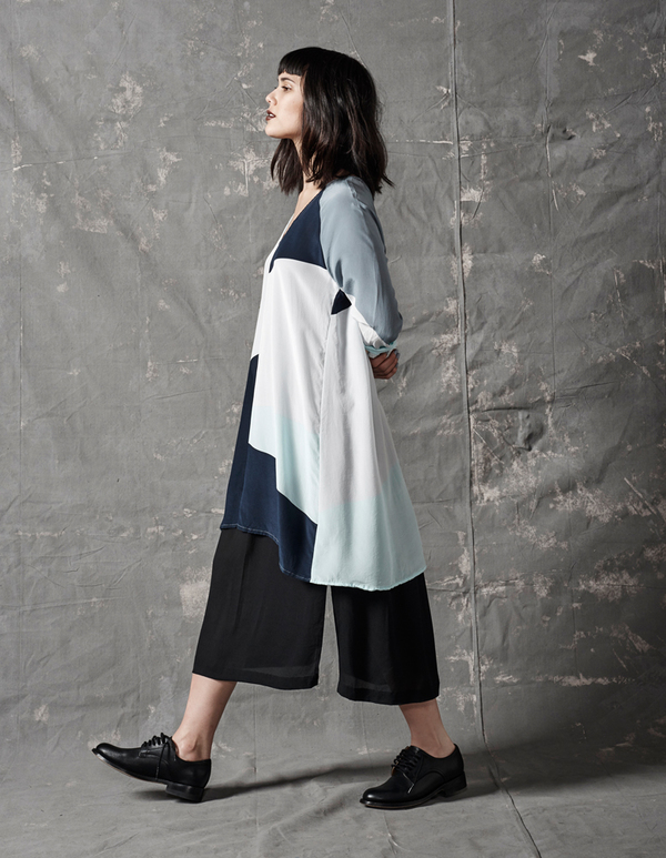 ALI GOLDEN RAGLAN DRESS - BLUES ALI GOLDEN RAGLAN DRESS - BLUES