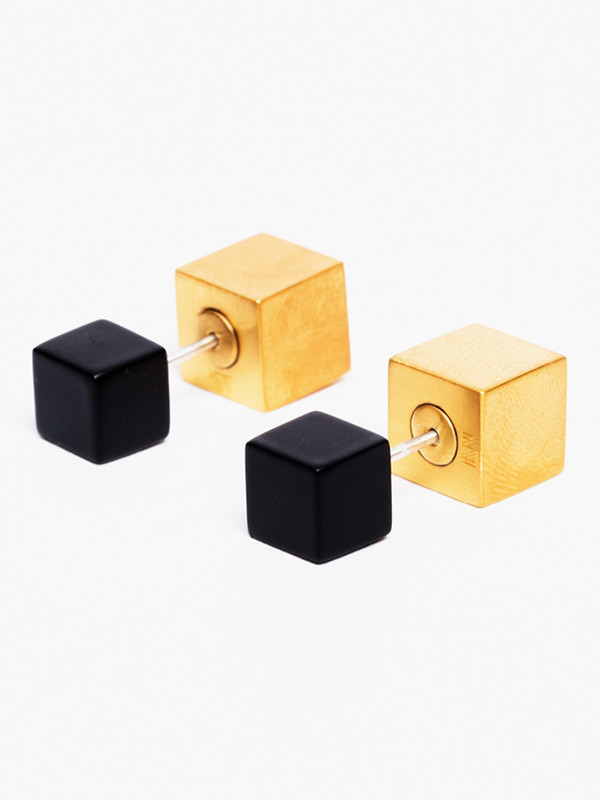 Ming Yu Wang Eclipse Earring Black Ming Yu Wang Eclipse Earring Black