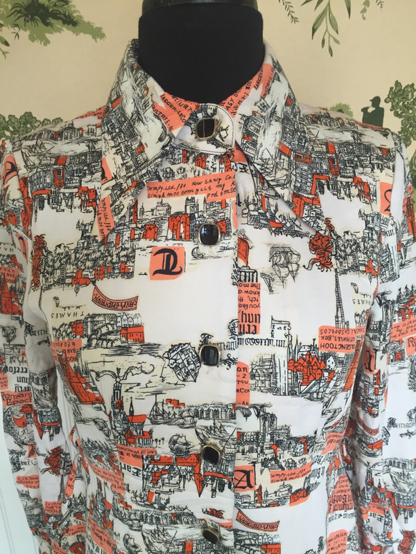 Japanese abstract print dress orange and black in size medium waist 30 chest 32 Japanese abstract print dress orange and black in size medium waist 30 chest 32