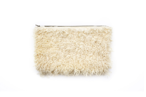 Primecut CREAM CURLY SHEEP OVERSIZED CLUTCH Primecut CREAM CURLY SHEEP OVERSIZED CLUTCH