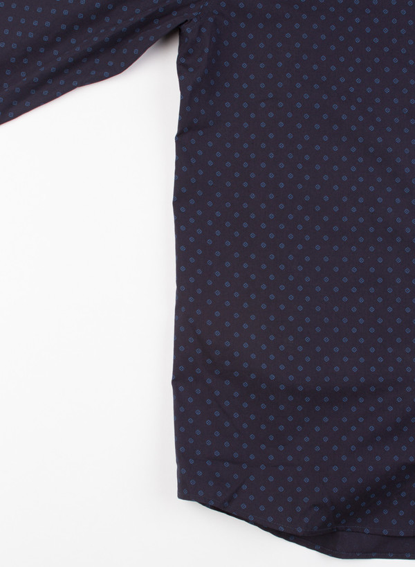 Men's A.P.C. Chemise Casual Dark Navy Pattern Men's A.P.C. Chemise Casual Dark Navy Pattern
