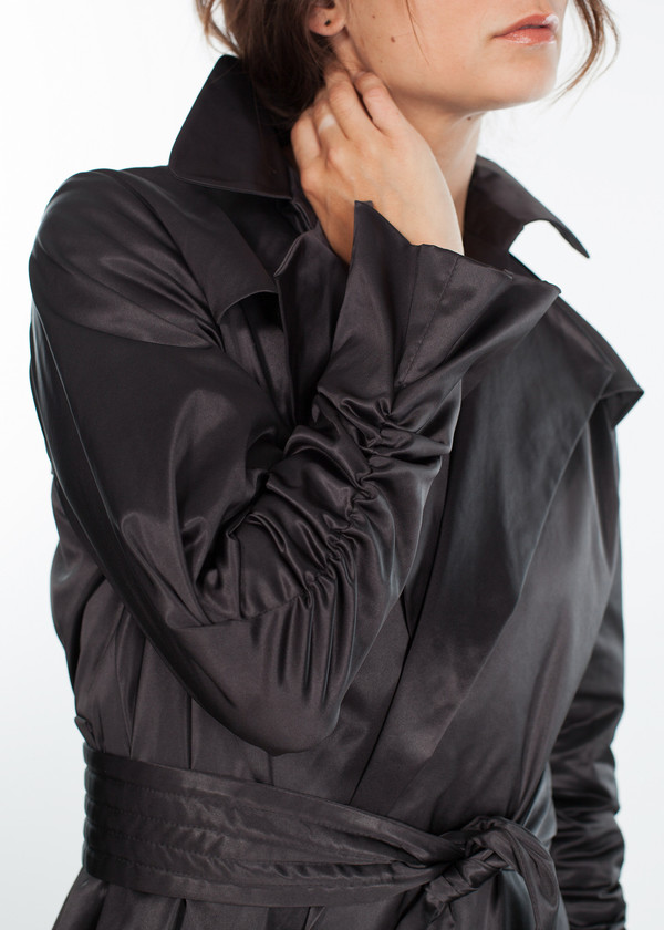 Amelia Toro Trench Coat in Black Amelia Toro Trench Coat in Black