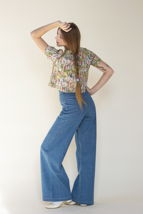Samantha Pleet Tea Shirt - Castle Samantha Pleet Tea Shirt - Castle