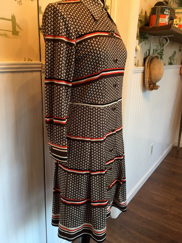 Vintage 70's Mad Men Style Japanese Graphic Print Dress small medium Vintage 70's Mad Men Style Japanese Graphic Print Dress small medium