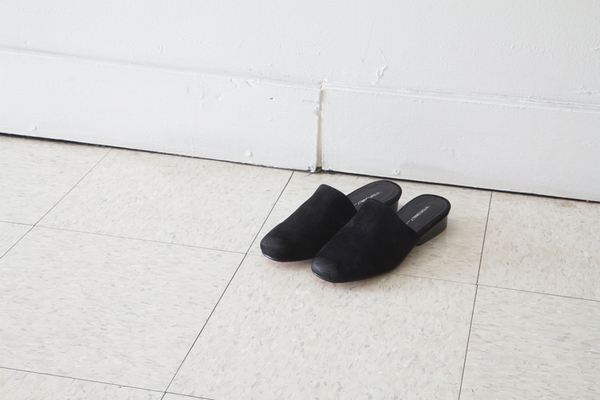 Intentionally Blank Touch Mule Intentionally Blank Touch Mule