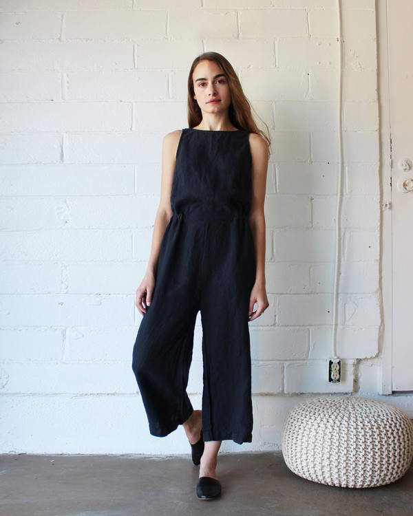 esby ALLISON CROPPED JUMPER - ALMOST BLACK esby ALLISON CROPPED JUMPER - ALMOST BLACK