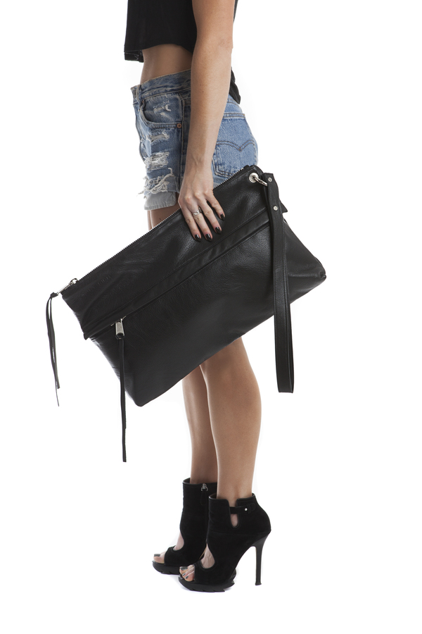 Mary Rich LARGE HIGHWAY STRAP CLUTCH Mary Rich LARGE HIGHWAY STRAP CLUTCH