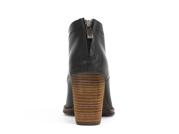 Eastland Women's Victoria 1955 Booties Eastland Women's Victoria 1955 Booties