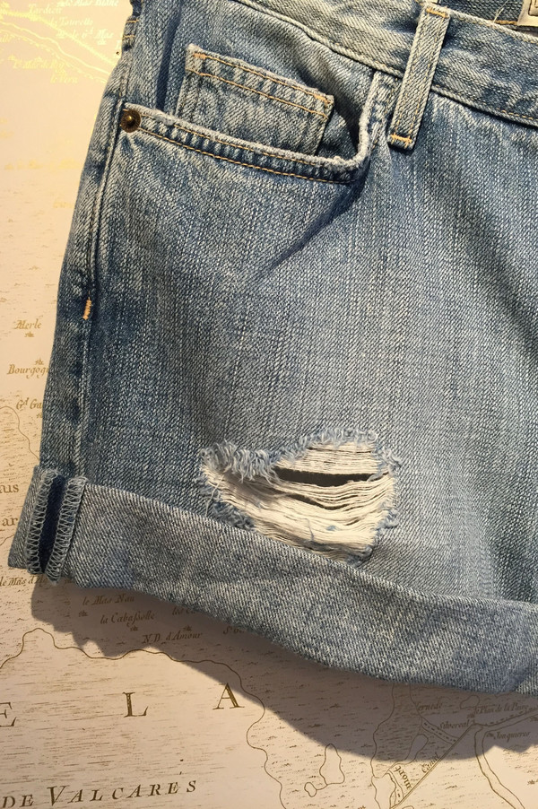 Current Elliott Boyfriend rolled cuff denim short Current Elliott Boyfriend rolled cuff denim short