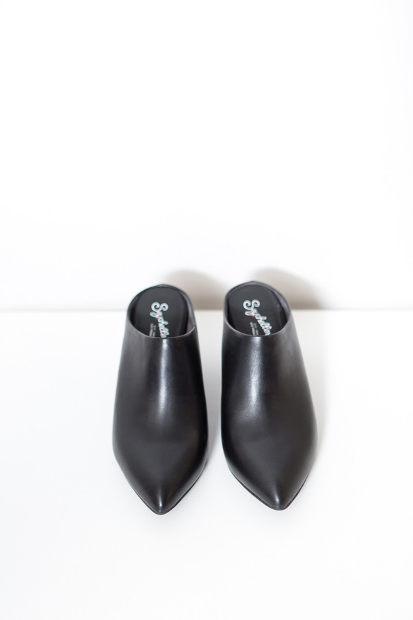 Seychelles Got the Answer Mules / Black Leather Seychelles Got the Answer Mules / Black Leather