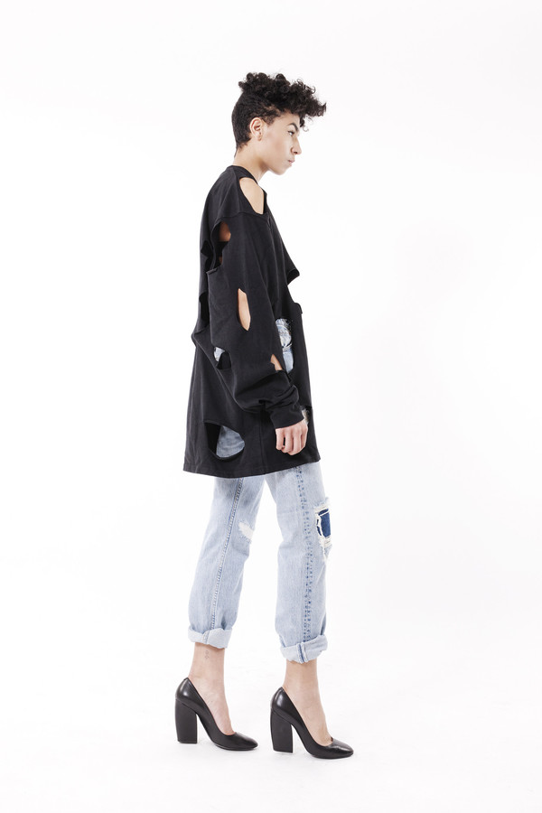 Ikumi Tattered Long Tee (Black) Ikumi Tattered Long Tee (Black)