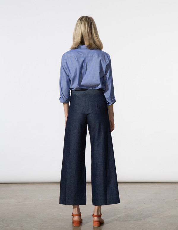 SBJ Austin Jane Top in Blue Featherweight SBJ Austin Jane Top in Blue Featherweight