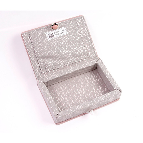 Chick Lit Designs Dictionary of Fashion Book Clutch Chick Lit Designs Dictionary of Fashion Book Clutch