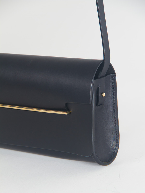 AANDD Double Clutch Black AANDD Double Clutch Black