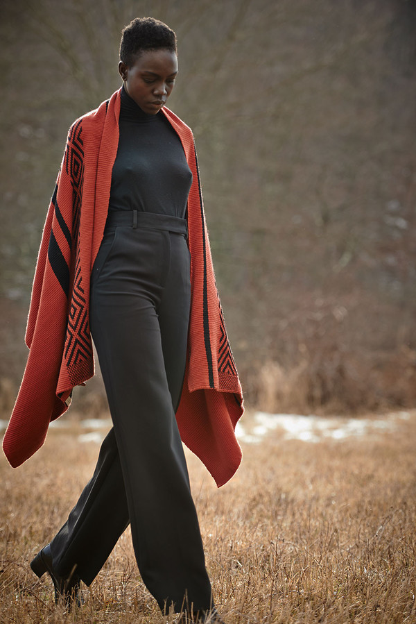 VOZ Apparel Comunidad Wrap VOZ Apparel Comunidad Wrap