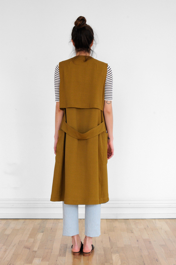 Waltz Sleeveless Trench in Golden Olive Waltz Sleeveless Trench in Golden Olive