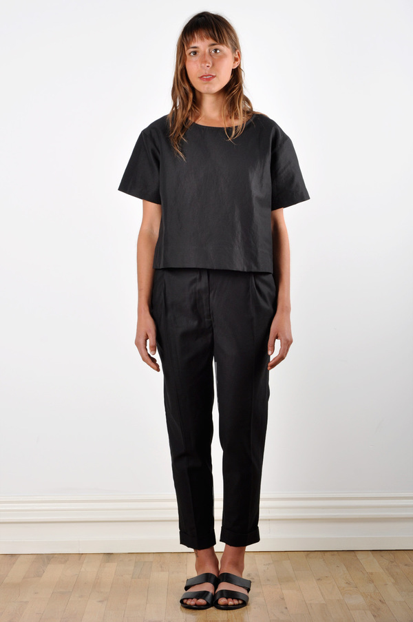 Waltz Ankle-Length Pleated Trouser in Black Cotton Twill Waltz Ankle-Length Pleated Trouser in Black Cotton Twill