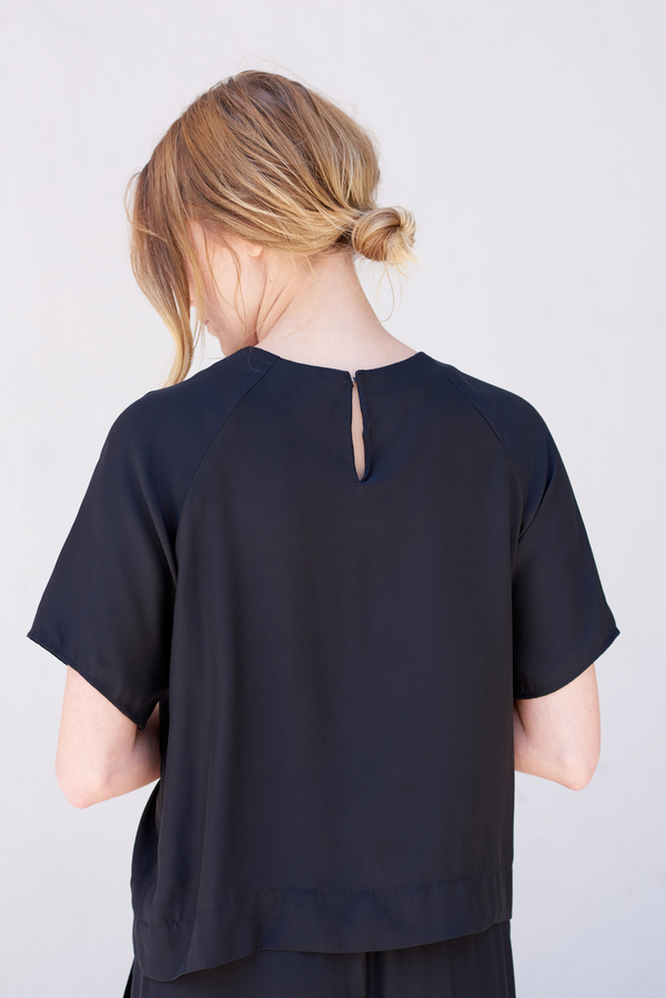 Kamperett Stratus Silk Raglan Shirt Kamperett Stratus Silk Raglan Shirt