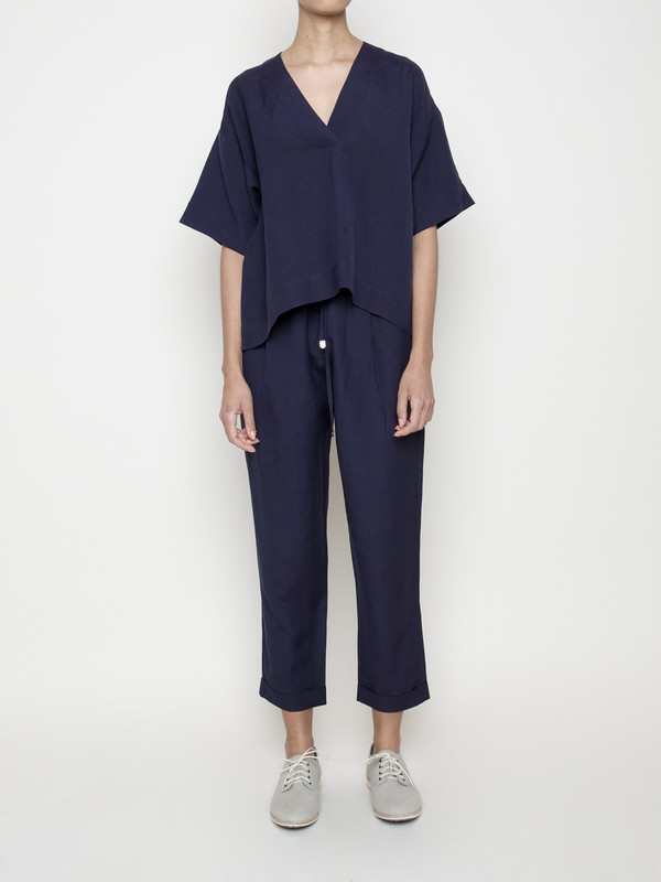 7115 by Szeki Linen Kaftan Top- Navy SS16 7115 by Szeki Linen Kaftan Top- Navy SS16