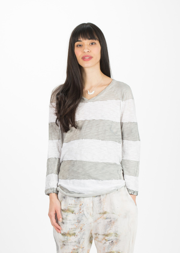 Gilda Midani V-Neck Tunic Tee Gilda Midani V-Neck Tunic Tee