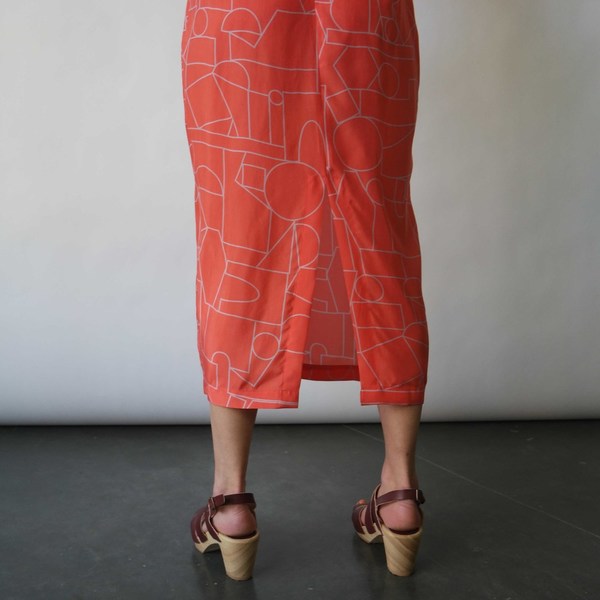 Dusen Dusen V Neck Dress in Blockhead Red Print Dusen Dusen V Neck Dress in Blockhead Red Print