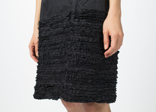 Dosa Simple Ruffle Dress Dosa Simple Ruffle Dress