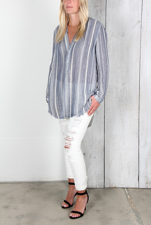 RAQUEL ALLEGRA BLUE STRIPE GAUZE HENLEY RAQUEL ALLEGRA BLUE STRIPE GAUZE HENLEY
