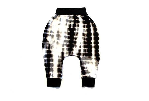MeAndReekie Tie Dye Drop Crotch Pant MeAndReekie Tie Dye Drop Crotch Pant