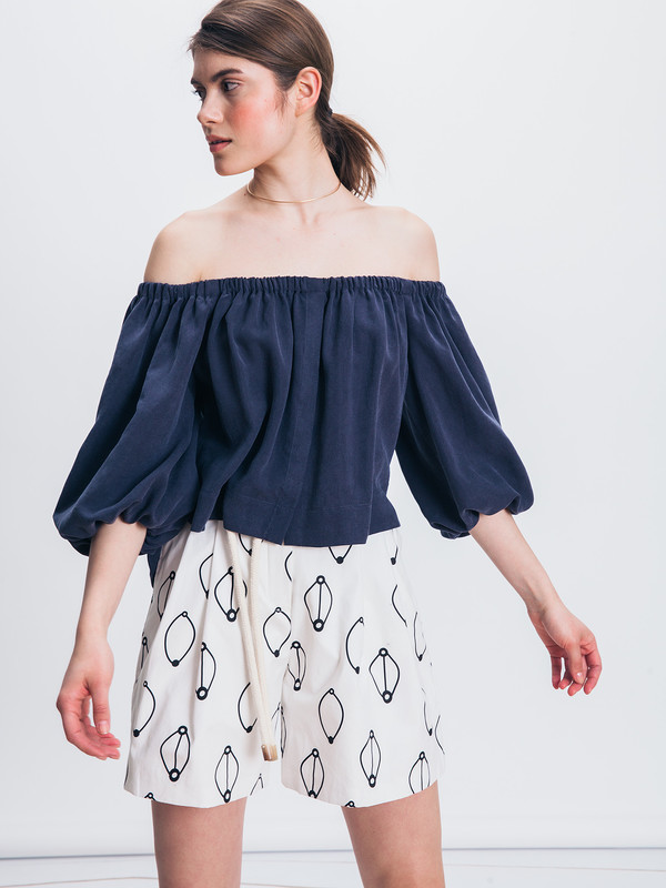 WHiT BALLOON BLOUSE WHiT BALLOON BLOUSE