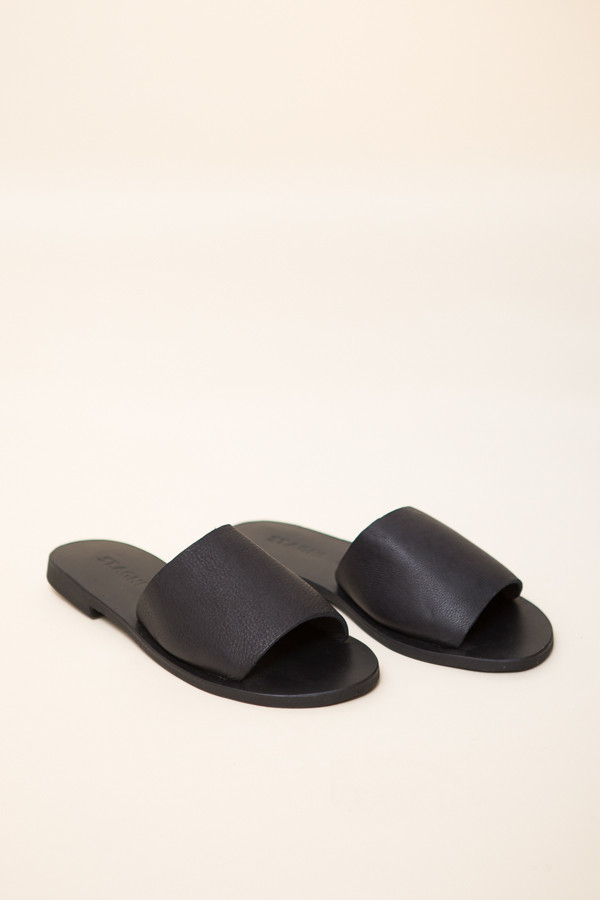 St. Agni Aiko Basic Slides / Black Leather St. Agni Aiko Basic Slides / Black Leather