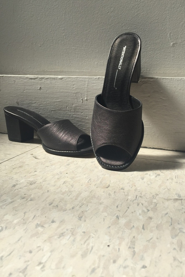 Intentionally Blank Leather Fun Heel Intentionally Blank Leather Fun Heel