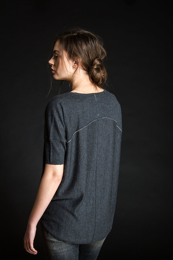 Paychi Guh Cashmere Boxy Tee Charcoal Paychi Guh Cashmere Boxy Tee Charcoal