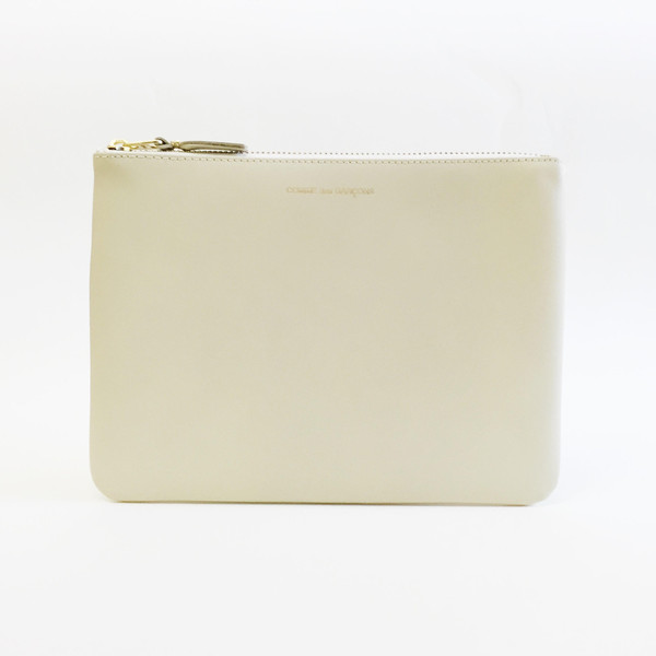 Comme des Garcons - Classic Leather Large Ivory Zip-up Pouch Comme des Garcons - Classic Leather Large Ivory Zip-up Pouch