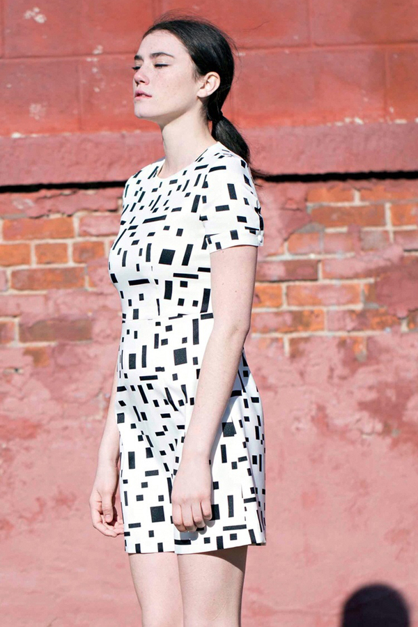 Lookast Square Point White Dress Lookast Square Point White Dress