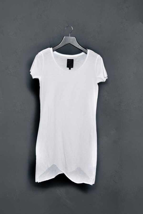 Thom / Krom Uneven Hem Tee Thom / Krom Uneven Hem Tee