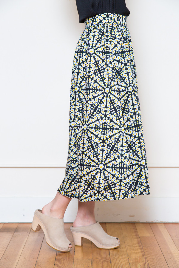 sam & lavi daisy print skirt sam & lavi daisy print skirt