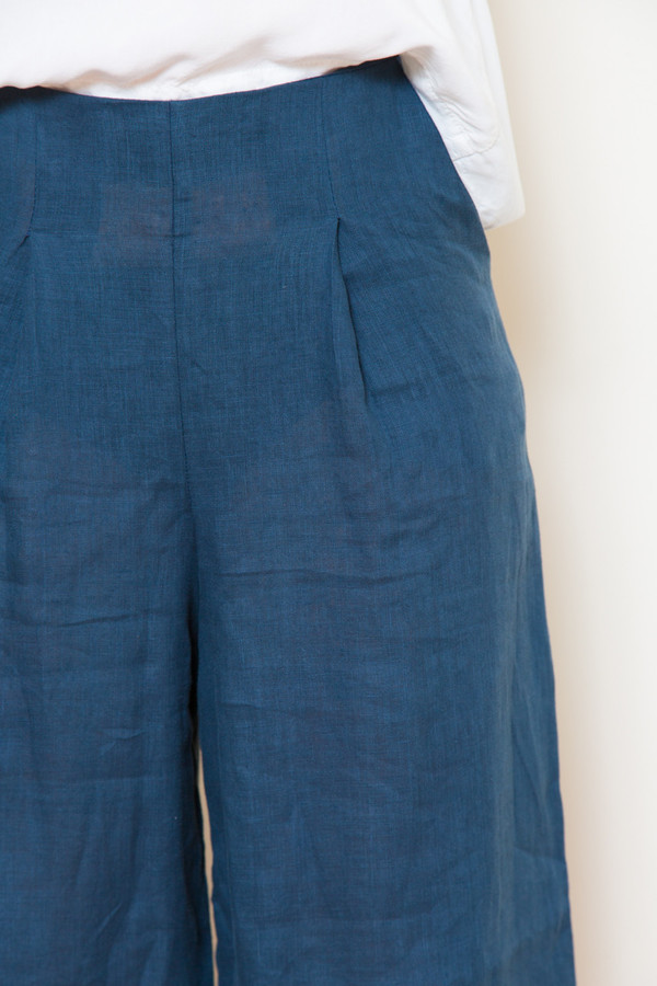 sam & lavi portia linen pants in navy sam & lavi portia linen pants in navy